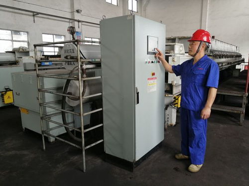 山能棗礦濱湖煤礦洗煤廠黨員先鋒崗 煤海深處的技術(shù)堡壘，安全基石的紅色引擎 ——當(dāng)紅色基因與智能防御高度交融，方陣運(yùn)維展智因新貌